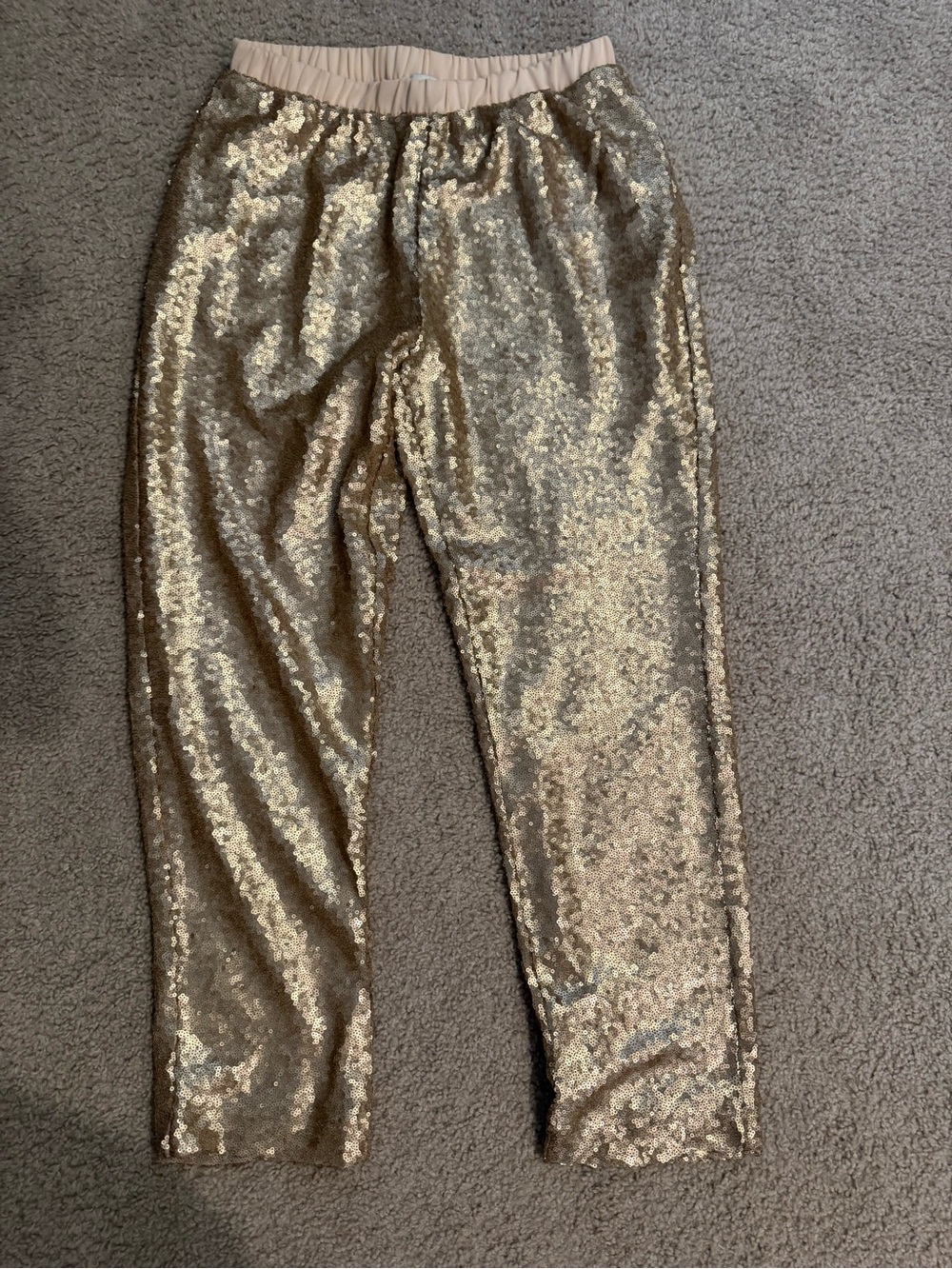 Women’s Gold Sequin Jogger Pants - Brand Unspecified size M